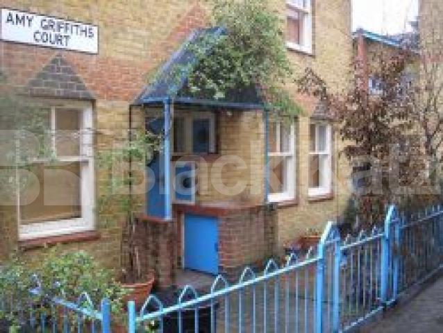 			2 Bedroom, 1 bath, 1 reception Flat			 Highcroft Road, ARCHWAY N19